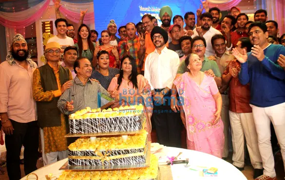 The Taarak Mehta Ka Ooltah Chashmah cast gathered around an anniversary cake